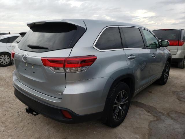Photo 4 from auction – 2017 TOYOTA HIGHLANDER with VIN 5TDBZRFH0HS450160
