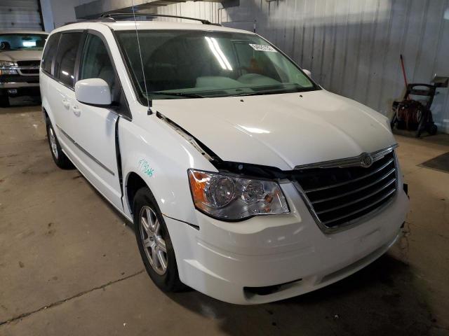 CHRYSLER TOWN & COU 2010 with VIN 2A4RR5D14AR105588 - Photo from auction