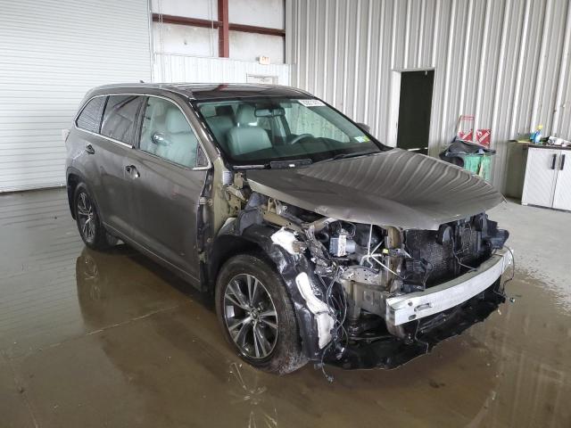 TOYOTA HIGHLANDER 2016 z numerem VIN 5TDJKRFH7GS261147 - Zdjęcie z aukcji