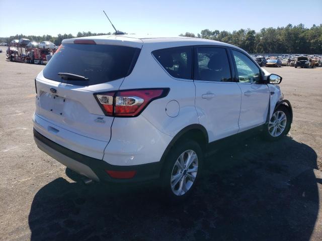 Photo 4 from auction – 2017 FORD ESCAPE SE with VIN 1FMCU0GD1HUE52260