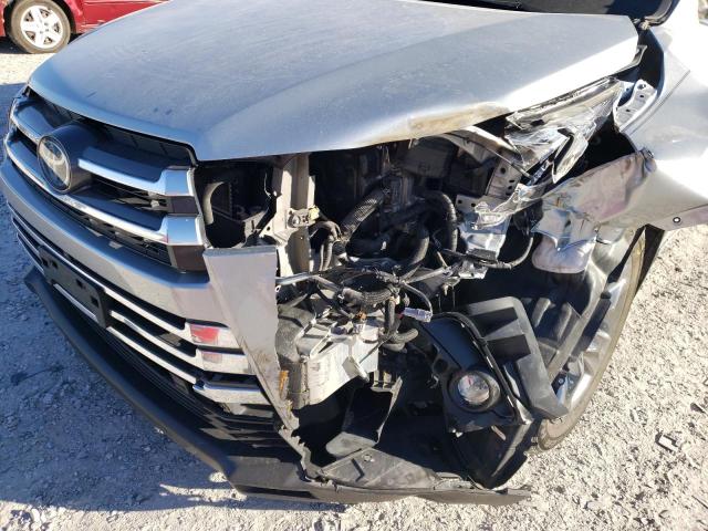 Photo 9 from auction – 2019 TOYOTA HIGHLANDER with VIN 5TDDGRFH8KS063992