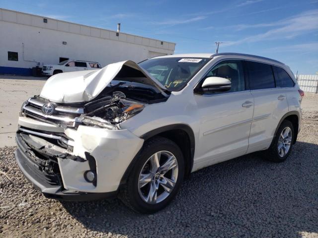 Photo 2 from auction – 2017 TOYOTA HIGHLANDER with VIN 5TDDZRFH7HS462489