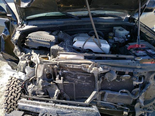 Photo 7 from auction – 2004 TOYOTA 4RUNNER SR with VIN JTEZT14R640018548