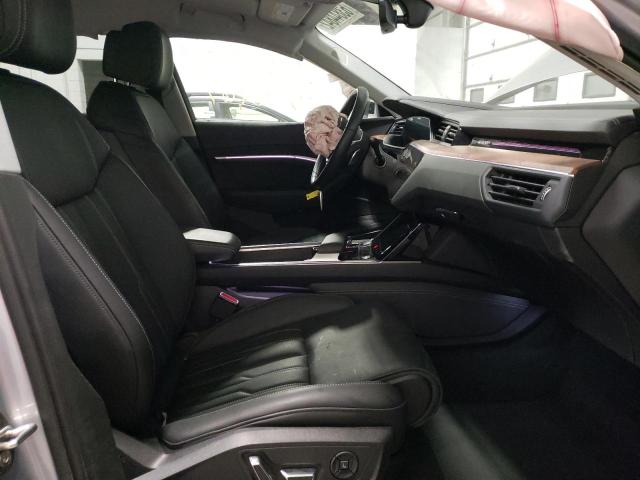 Photo 5 from auction – 2019 AUDI E-TRON PRE with VIN WA1VABGE5KB021122