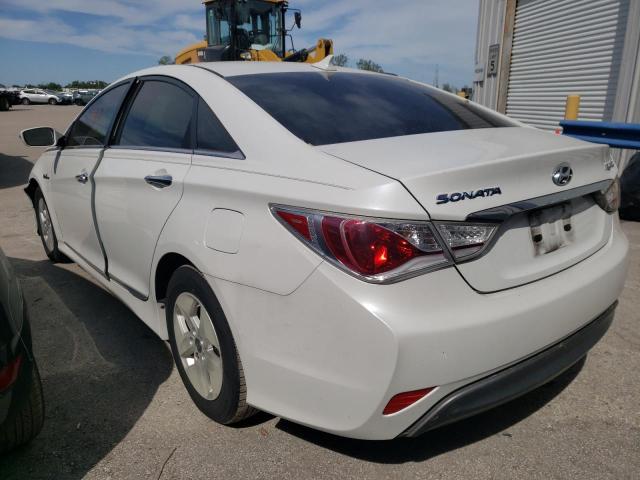 Photo 3 from auction – 2011 HYUNDAI SONATA HYB with VIN KMHEC4A42BA012830