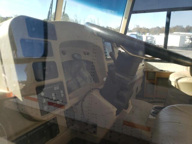 Photo 8 from auction – 2005 WORKHORSE CUSTOM CHASSIS MOTORHOME with VIN 5B4MPA7G553398839