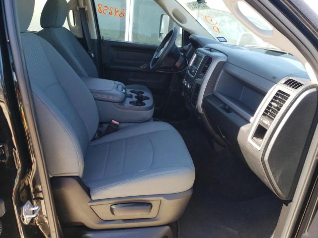 Photo 5 from auction – 2015 RAM 3500 ST with VIN 3C63RPGLXFG589971