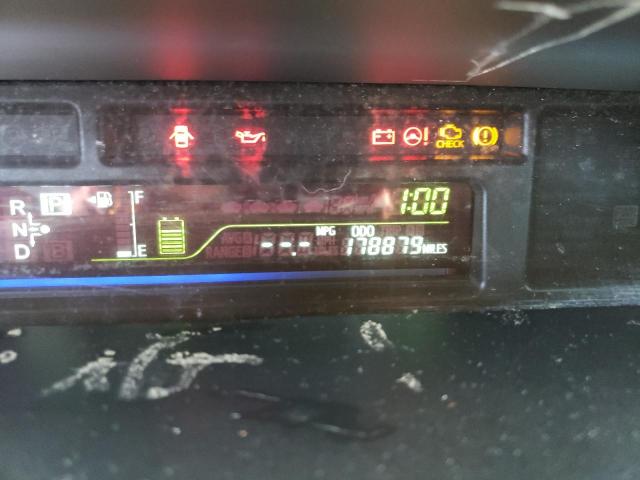 Photo 8 from auction – 2014 TOYOTA PRIUS V with VIN JTDZN3EU6E3329989