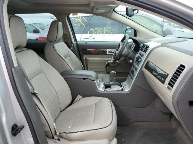 Photo 5 from auction – 2010 LINCOLN MKX with VIN 2LMDJ6JC9ABJ21992