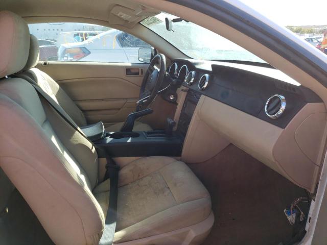 Photo 5 from auction – 2005 FORD MUSTANG with VIN 1ZVFT80N755225728