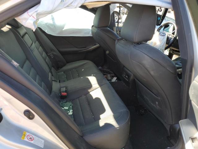 Photo 6 from auction – 2017 LEXUS IS 200T with VIN JTHBA1D24H5057306