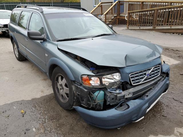 VOLVO V70 XC 2001 with VIN YV1SZ58D111040998 - Photo from auction