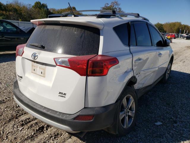 Photo 4 from auction – 2015 TOYOTA RAV4 XLE with VIN JTMRFREV5FD152663