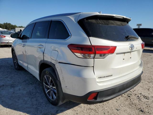 Photo 3 from auction – 2018 TOYOTA HIGHLANDER with VIN 5TDKZRFH1JS535451