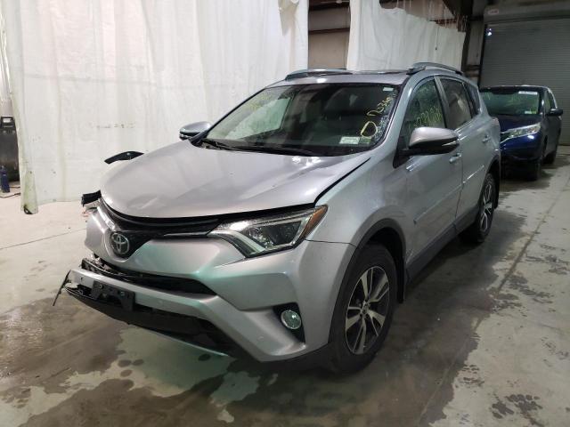 Photo 2 from auction – 2017 TOYOTA RAV4 XLE with VIN 2T3RFREV3HW569107