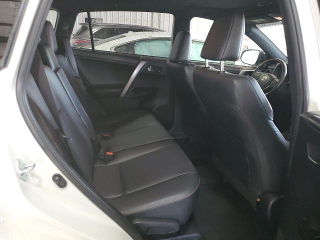 Photo 6 from auction – 2017 TOYOTA RAV4 SE with VIN JTMJFREV7HJ135784