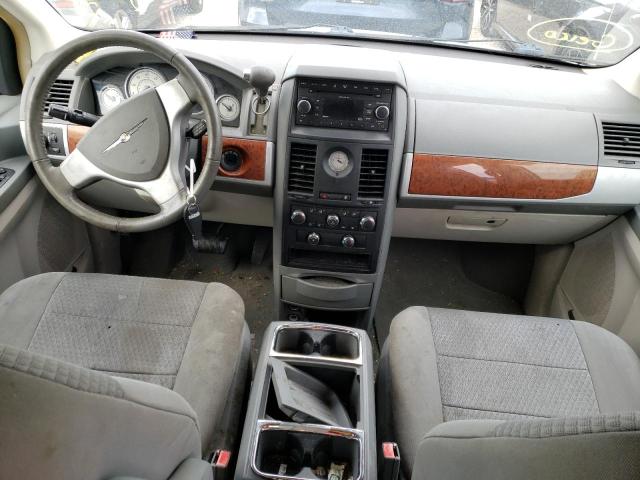 Photo 9 from auction – 2008 CHRYSLER TOWN & COU with VIN 2A8HR54P28R116548