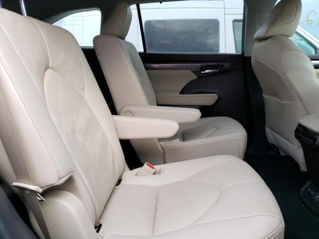 Photo 6 from auction – 2021 TOYOTA HIGHLANDER with VIN 5TDFZRAH1MS069761