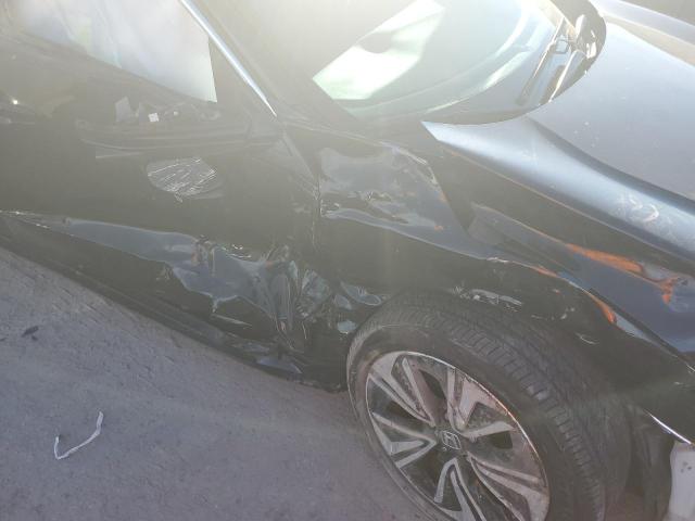 Photo 9 from auction – 2017 HONDA CIVIC EX with VIN 19XFC1F35HE008588