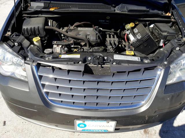 Photo 7 from auction – 2010 CHRYSLER TOWN & COU with VIN 2A4RR8D16AR399058
