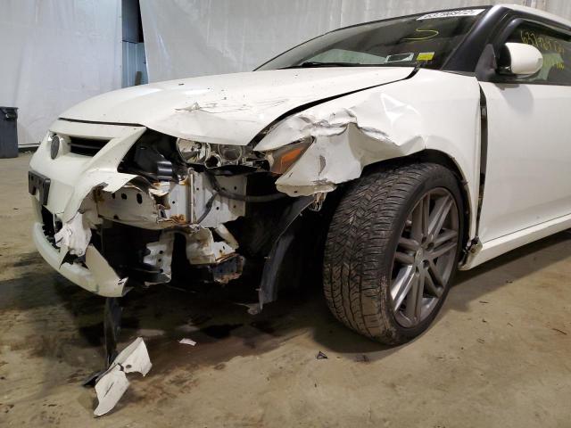 Photo 9 from auction – 2011 TOYOTA SCION TC with VIN JTKJF5C76B3005061