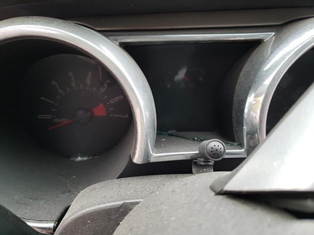 Photo 8 from auction – 2005 FORD MUSTANG with VIN 1ZVFT80N455144587