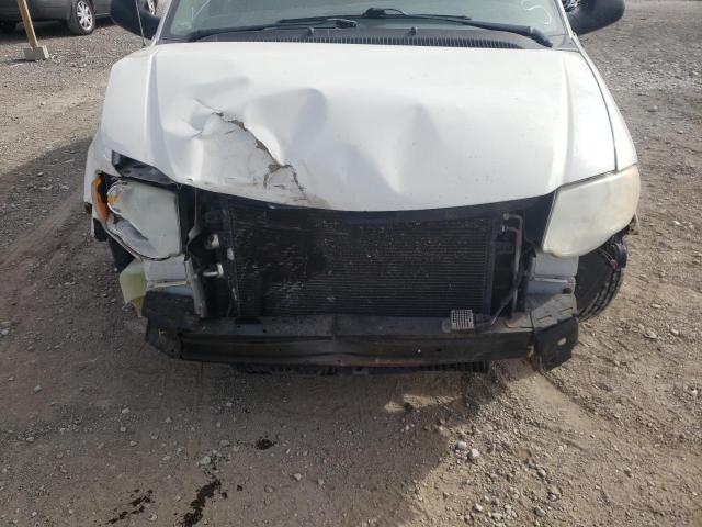Photo 9 from auction – 2006 CHRYSLER TOWN & COU with VIN 2A4GP44R66R887252