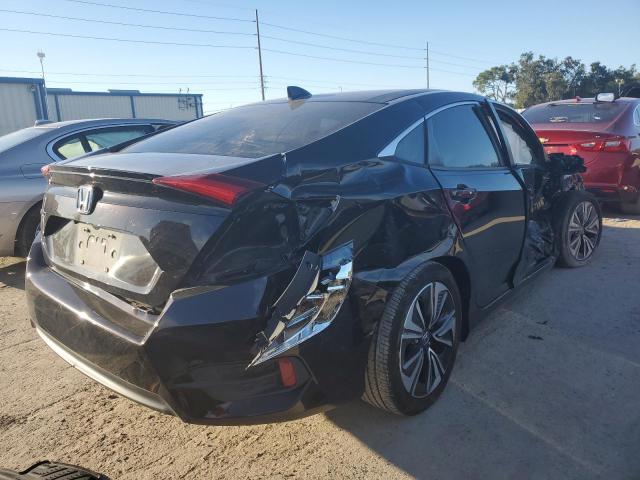 Photo 4 from auction – 2017 HONDA CIVIC EX with VIN 19XFC1F35HE008588