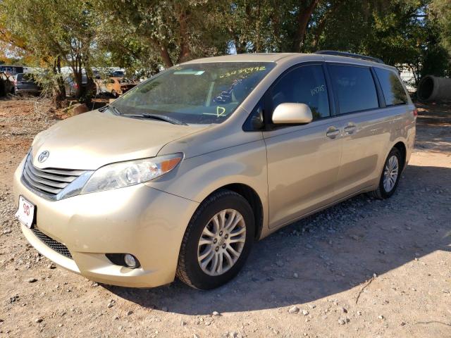 Photo 2 from auction – 2012 TOYOTA SIENNA XLE with VIN 5TDYK3DC2CS199301