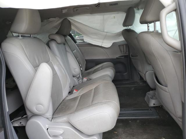 Photo 6 from auction – 2017 TOYOTA SIENNA XLE with VIN 5TDYZ3DC2HS852406