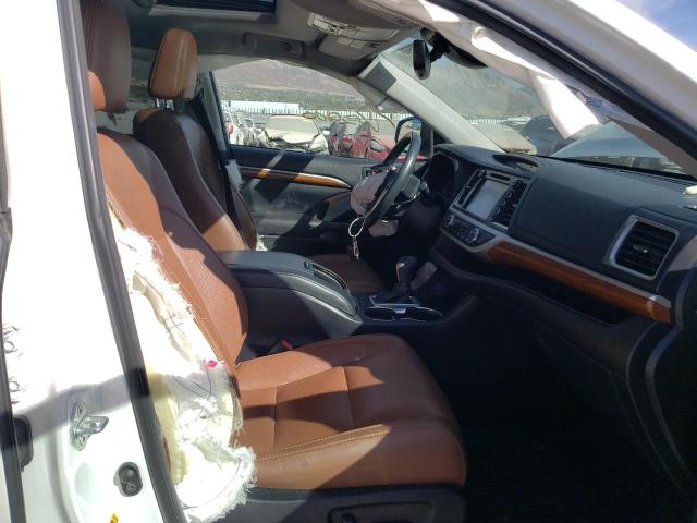 Photo 5 from auction – 2017 TOYOTA HIGHLANDER with VIN 5TDDZRFH7HS462489