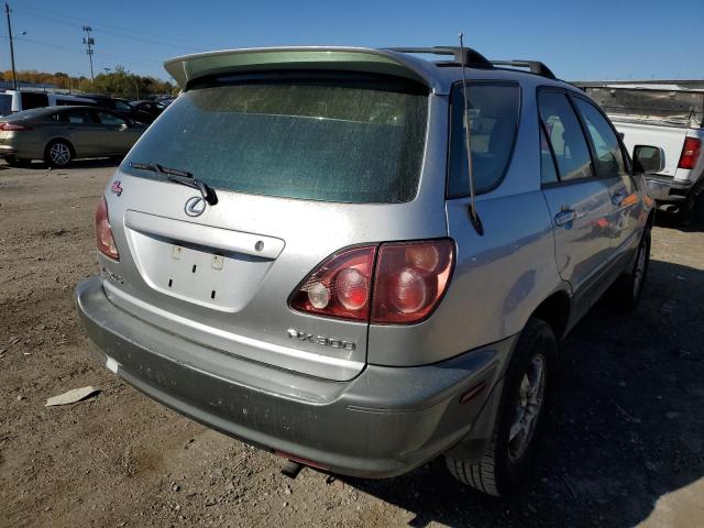 Photo 4 from auction – 2000 LEXUS RX 300 with VIN JT6HF10U9Y0130047