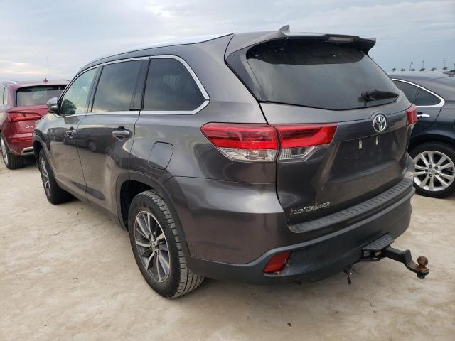 Photo 3 from auction – 2019 TOYOTA HIGHLANDER with VIN 5TDKZRFH5KS553517