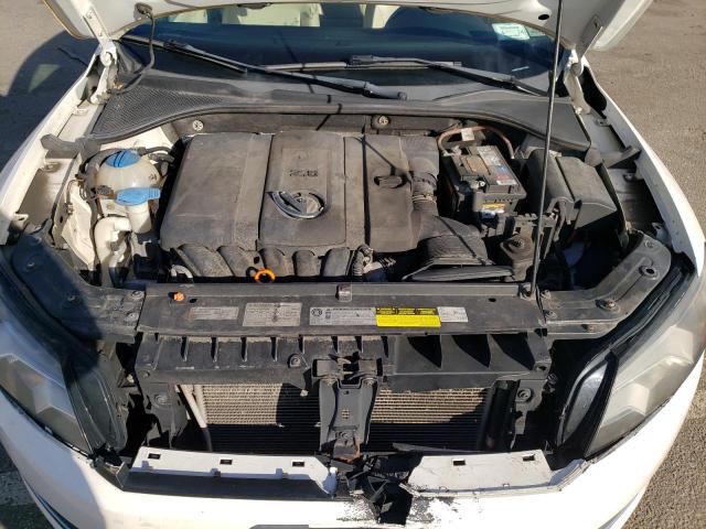 Photo 7 from auction – 2012 VOLKSWAGEN PASSAT SE with VIN 1VWBP7A32CC071559