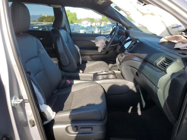 Photo 5 from auction – 2021 HONDA PASSPORT E with VIN 5FNYF7H50MB008990