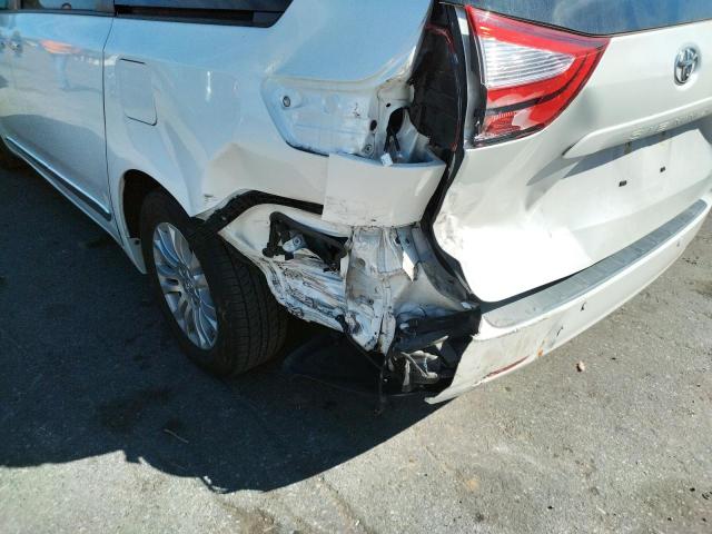 Photo 9 from auction – 2016 TOYOTA SIENNA XLE with VIN 5TDYK3DC7GS735424