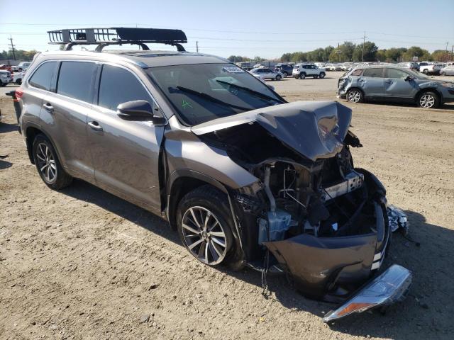 TOYOTA HIGHLANDER 2017 with VIN 5TDJZRFH8HS472970 - Photo from auction