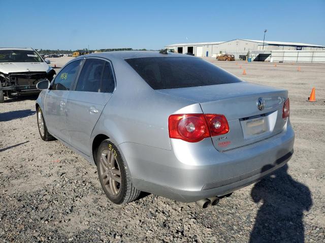 Photo 3 from auction – 2007 VOLKSWAGEN JETTA 2.5 with VIN 3VWRF71K77M117013