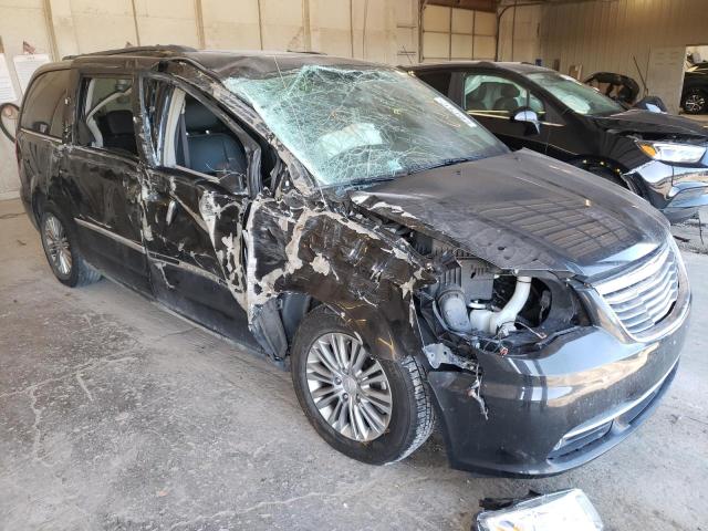 Photo 9 from auction – 2016 CHRYSLER TOWN & COU with VIN 2C4RC1CGXGR166989