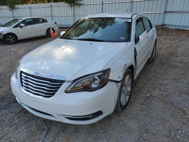 Photo 2 from auction – 2013 CHRYSLER 200 with VIN 1C3CCBBB0DN639605