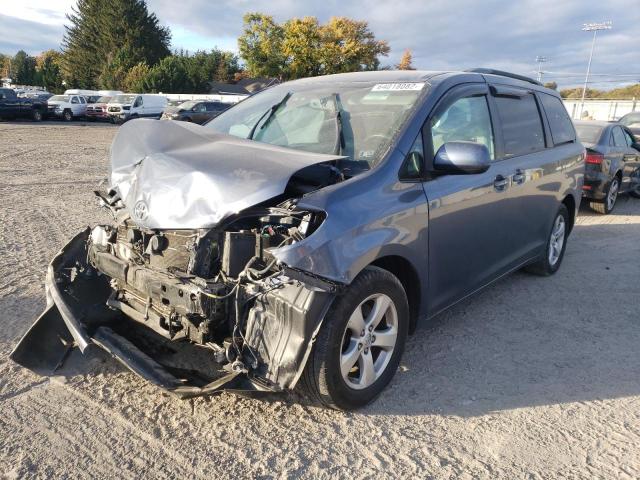 Photo 2 from auction – 2017 TOYOTA SIENNA LE with VIN 5TDKZ3DC3HS812227