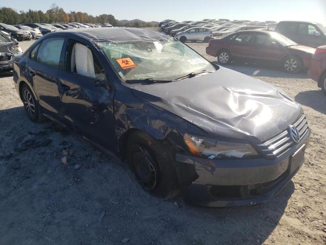 Photo 1 from auction – 2015 VOLKSWAGEN PASSAT S with VIN 1VWAT7A3XFC040930