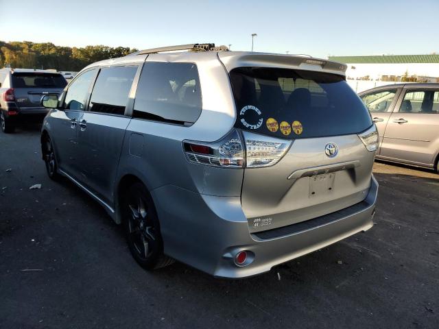 Photo 3 from auction – 2017 TOYOTA SIENNA SE with VIN 5TDXZ3DC2HS789738