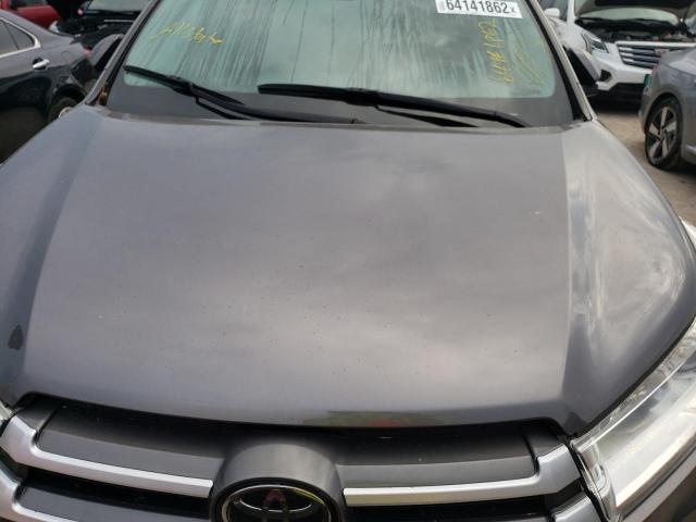 Photo 7 from auction – 2019 TOYOTA HIGHLANDER with VIN 5TDKZRFH5KS553517