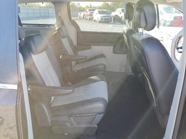 Photo 6 from auction – 2010 CHRYSLER TOWN & COU with VIN 2A4RR5D17AR299226