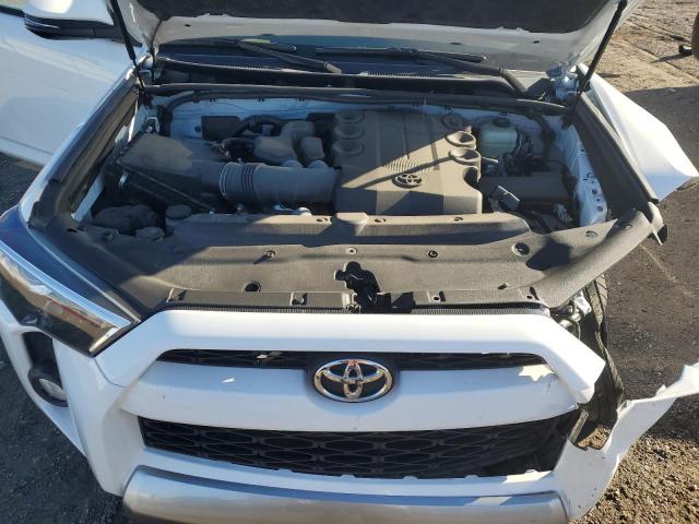 Photo 7 from auction – 2019 TOYOTA 4RUNNER SR with VIN JTEBU5JR1K5702319