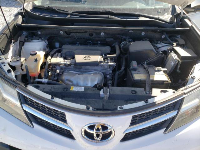 Photo 7 from auction – 2015 TOYOTA RAV4 XLE with VIN JTMRFREV5FD152663