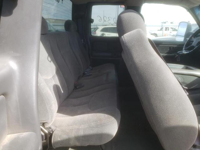 Photo 6 from auction – 2004 CHEVROLET SILVERADO with VIN 2GCEK19T241237232