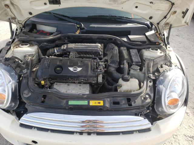 Photo 11 from auction – 2011 MINI COOPER with VIN WMWSU3C55BT096129