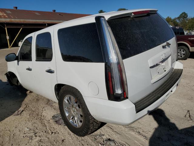 Photo 3 from auction – 2010 CHEVROLET TAHOE C150 with VIN 1GNMCAE01AR223403